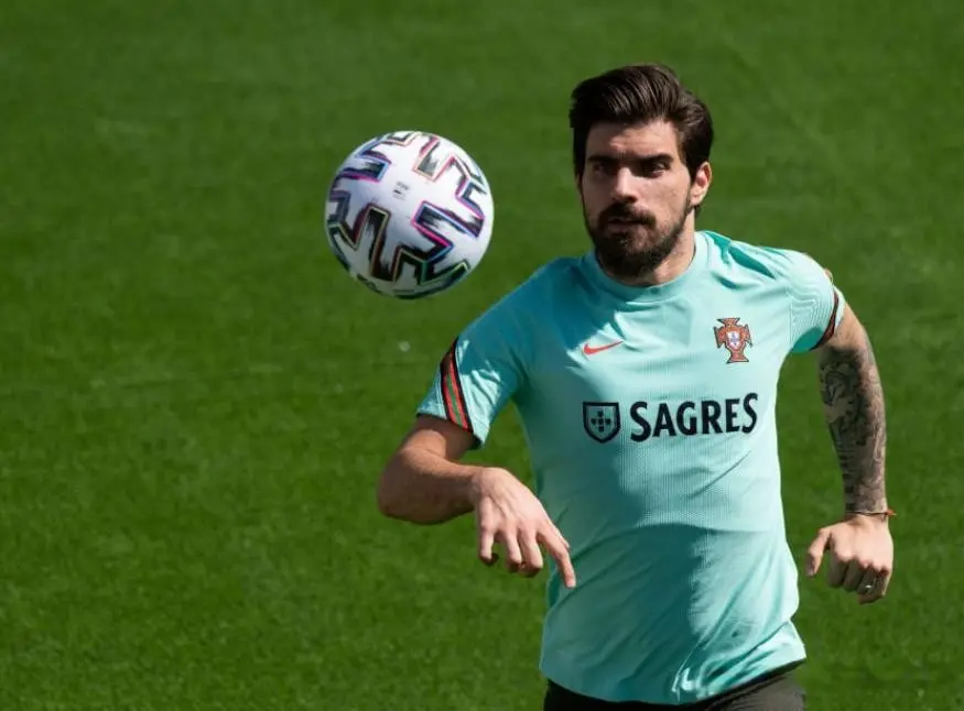 他曾拒绝巴, 更稳定且更, 传球分配精