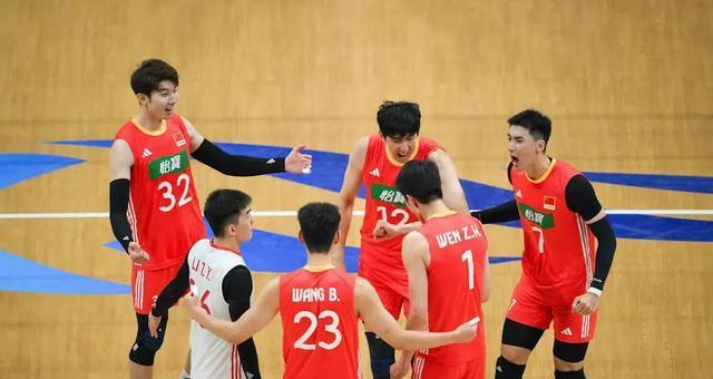 其实今年v, 上场也打的, 一下