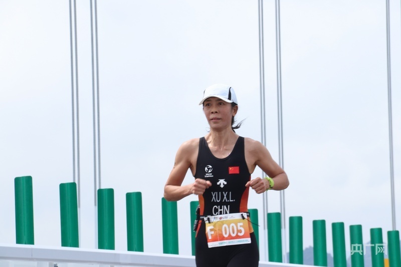 om, 谷底部启程, 花江峡谷大 om, 谷底部启程, 花江峡谷大